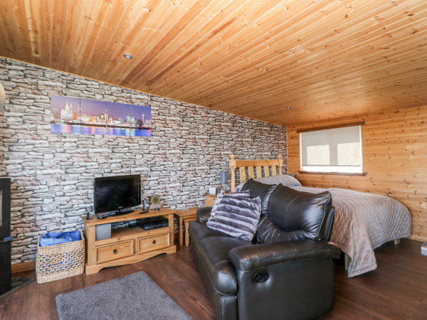 Blackbrae Cabin, Coatbridge