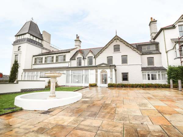 33 Deganwy Castle, Deganwy