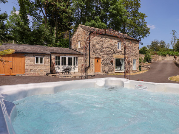 Cunliffe Barn, Esholt