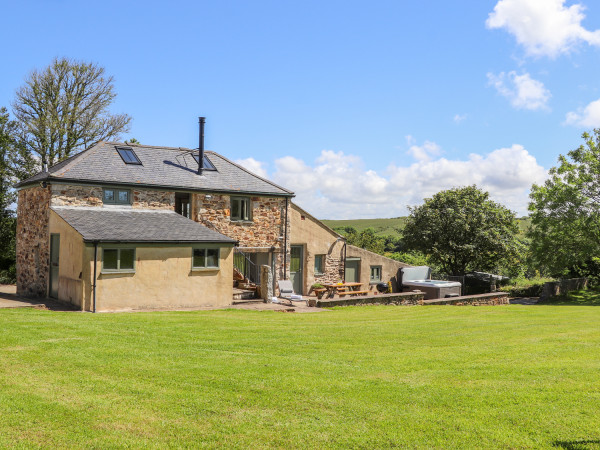 Sunbury Barn, St Agnes