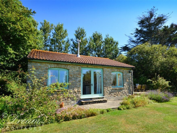 Whispering Pines Cottage, West Bexington